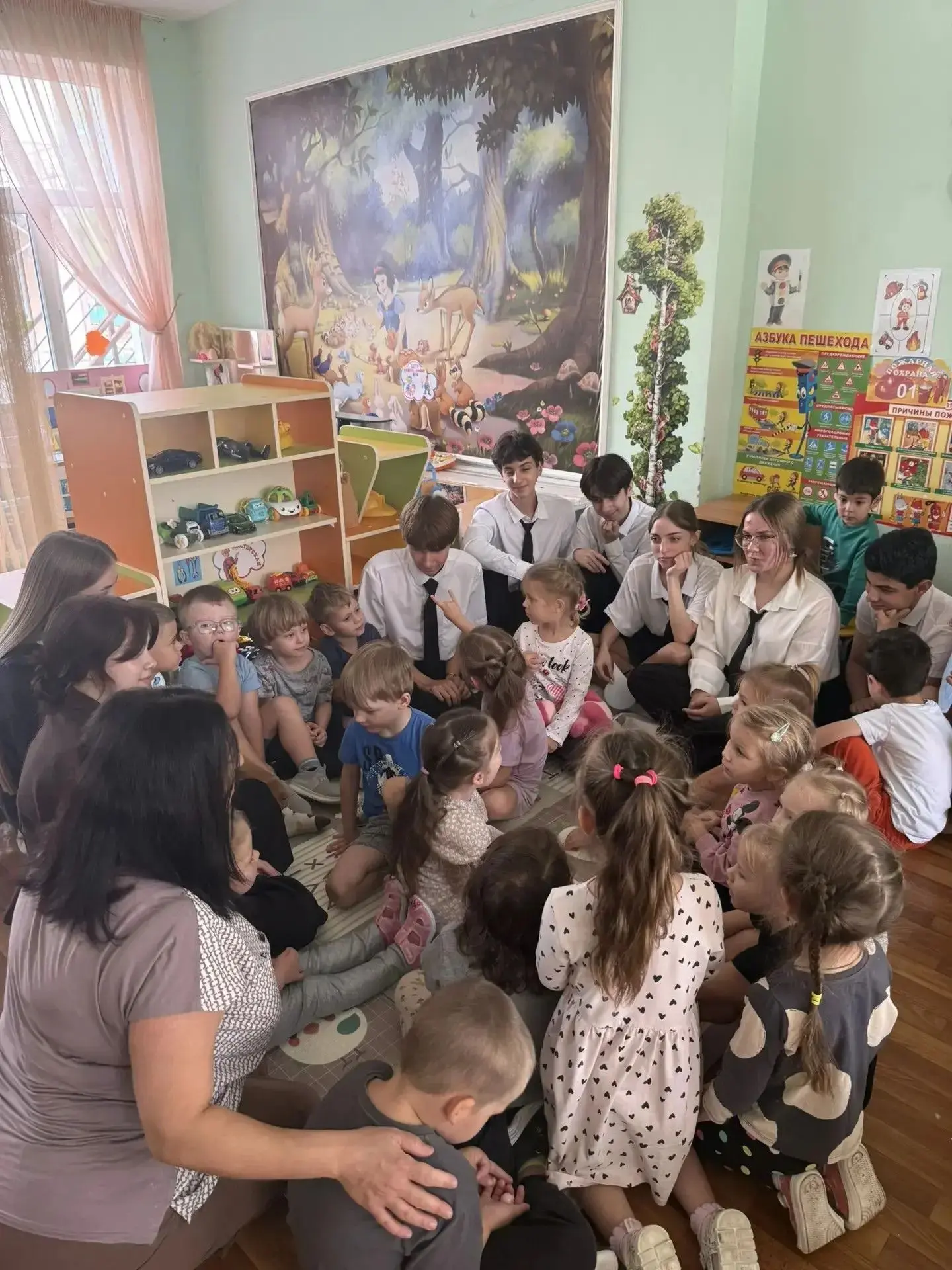👩‍🏫 Знакомство с профессией воспитателя