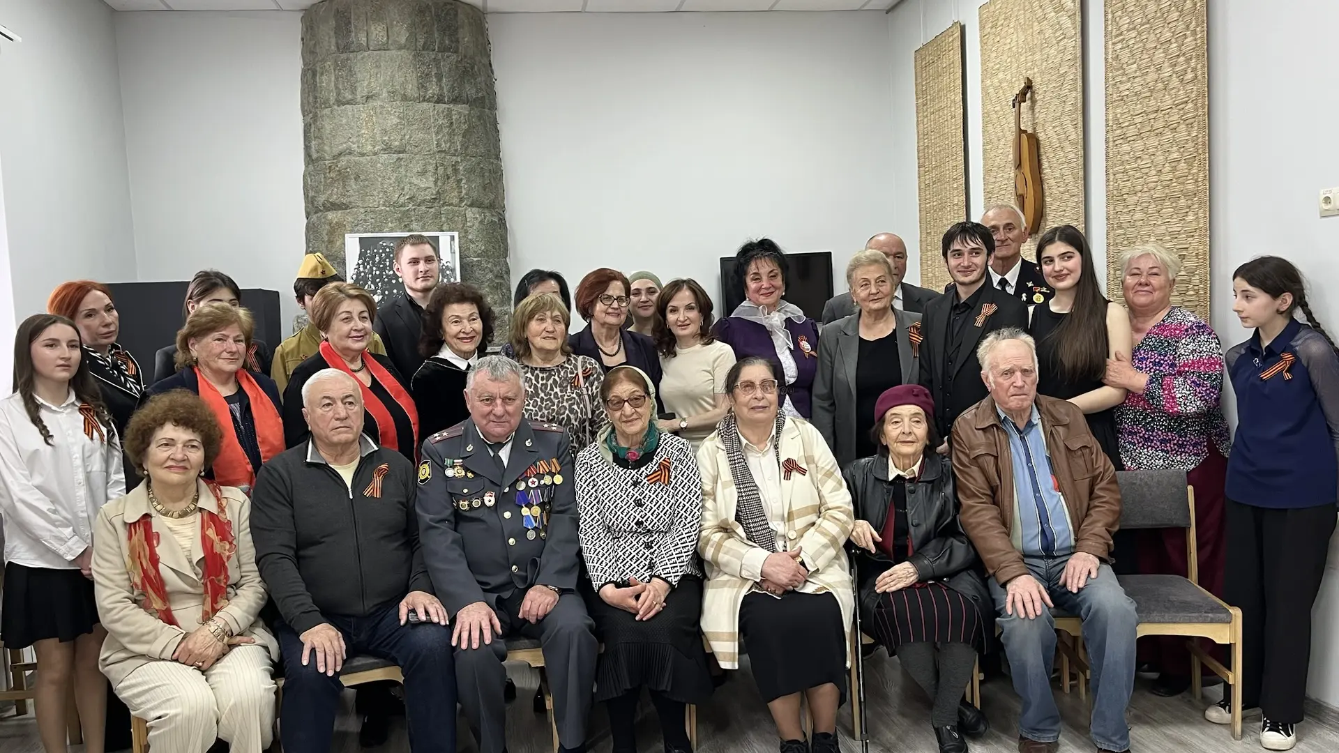 В ДШИ №2 им. Казаноко Жабаги прошел концерт "Салют победы не померкнет", посвященный по...