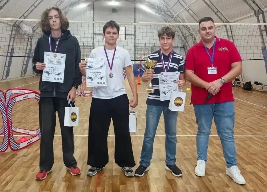 🏆 Воспитанники волгоградских учреждений сферы молодежной политики выиграли турнир пило...