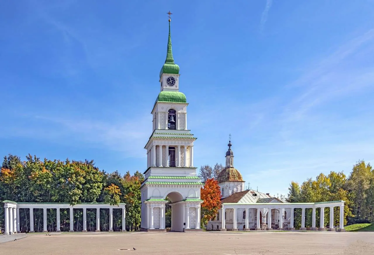 🏦 КАК КУПЕЦ ПОДАРИЛ УЕЗДНОМУ ГОРОДУ БАНК