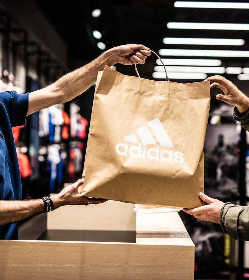 🇷🇺 Adidas зарегистрировал товарный знак в России до 2035 года. Роспатент одобрил заяв...