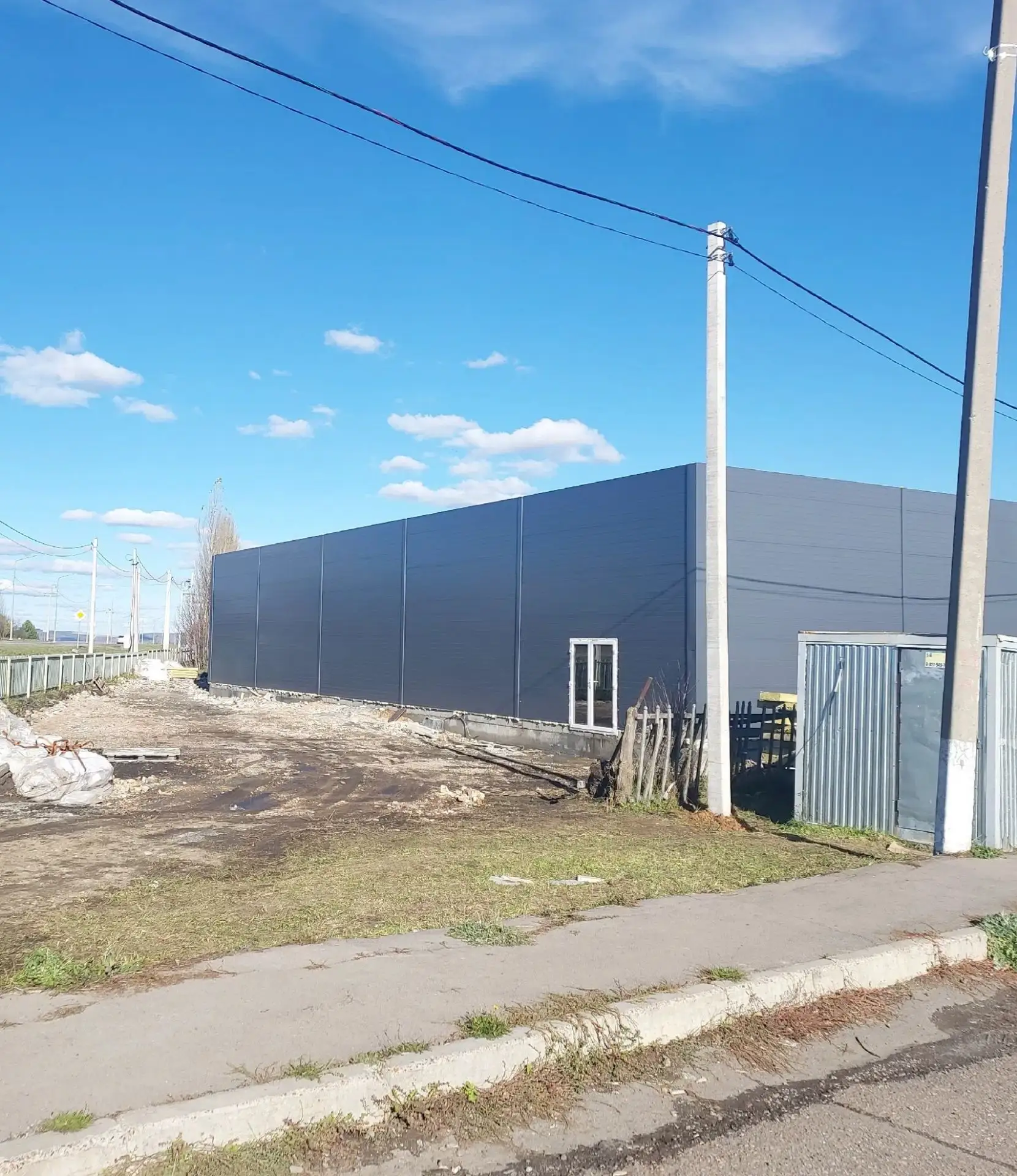 🏤В Малоязе рядом с трассой Кропачево-Месягутово завершилось возведение здания нового т...