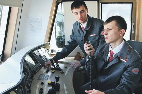 «Он видит Россию на скорости 160 км/ч.