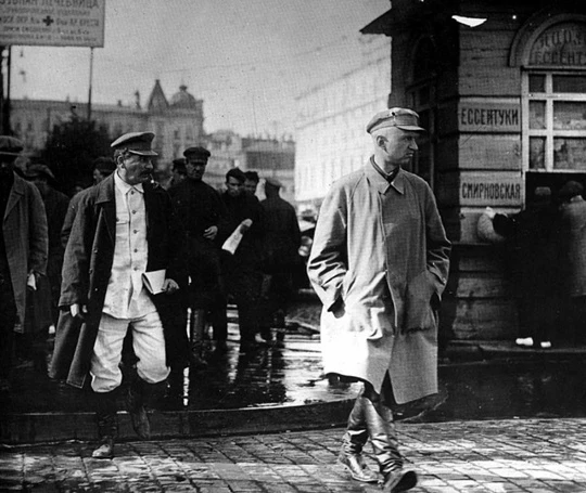 16 октября 1931 года: Как случайная прогулка Сталина изменила правила безопасности сове...