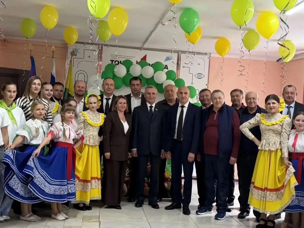 🎉Сегодня наша школа сделала огромный шаг в будущее! Мы открыли АГРОТЕХКЛАСС!🎉