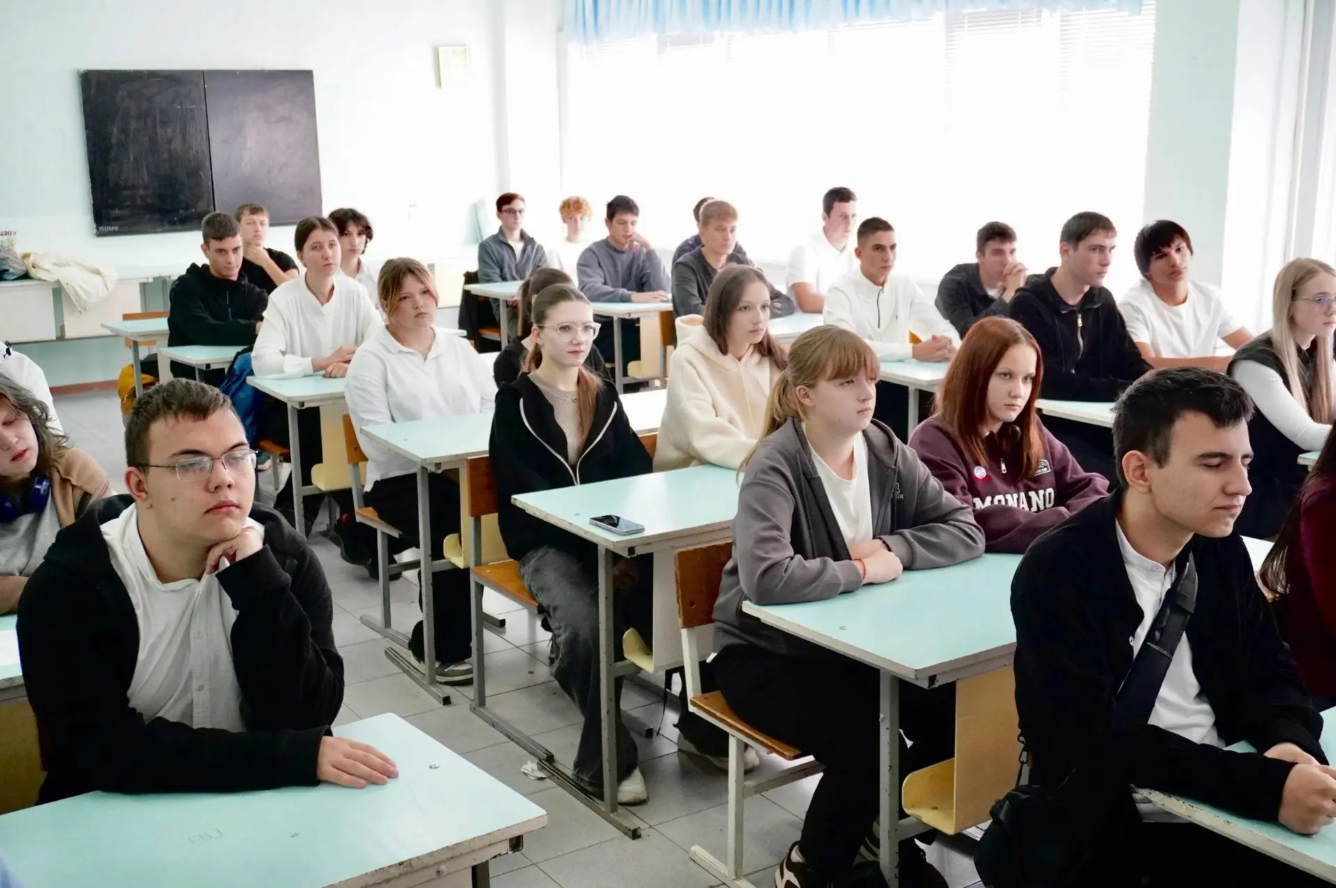 🗣 Профилактическая беседа в Лермонтовском колледже: говорим о важном