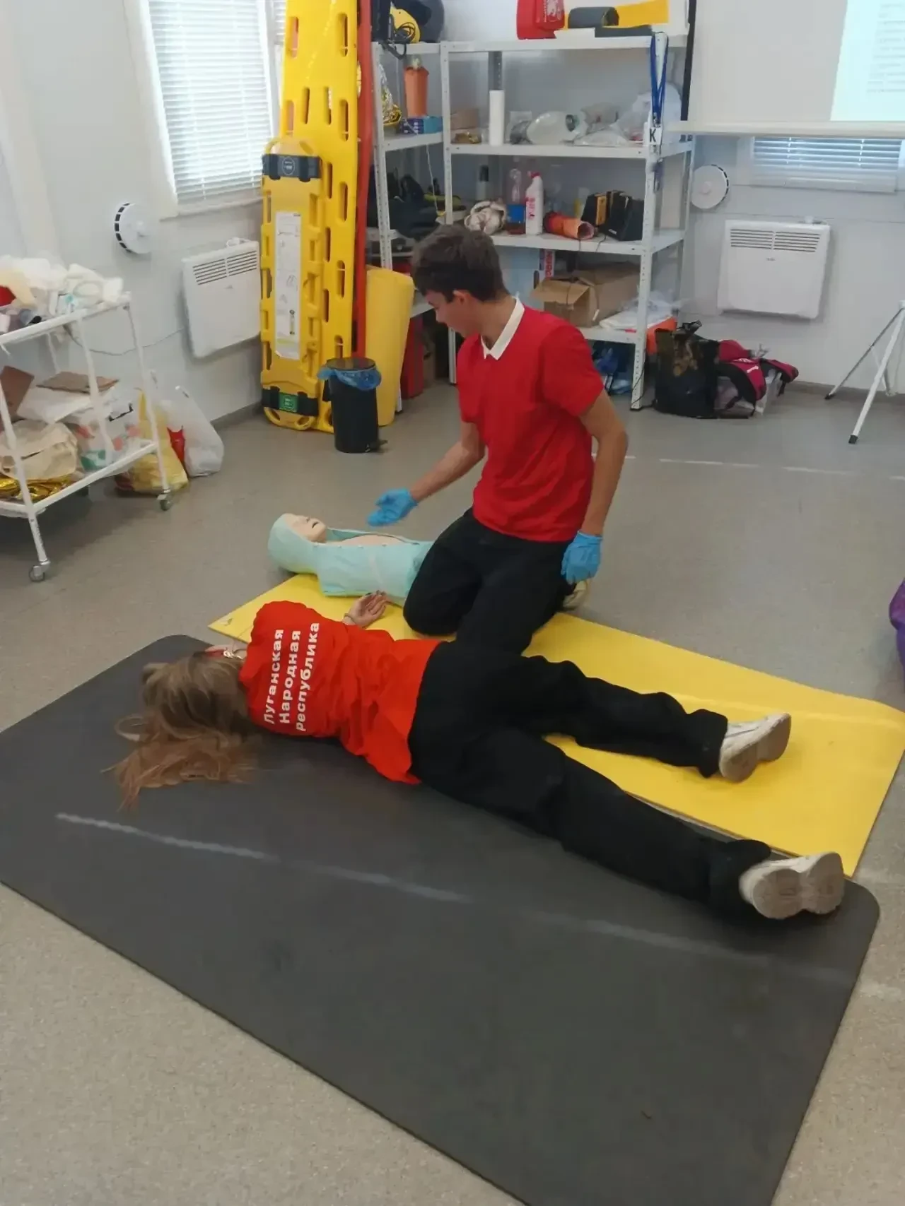 🚑 В Ровеньках молодёжь учится оказывать первую помощь