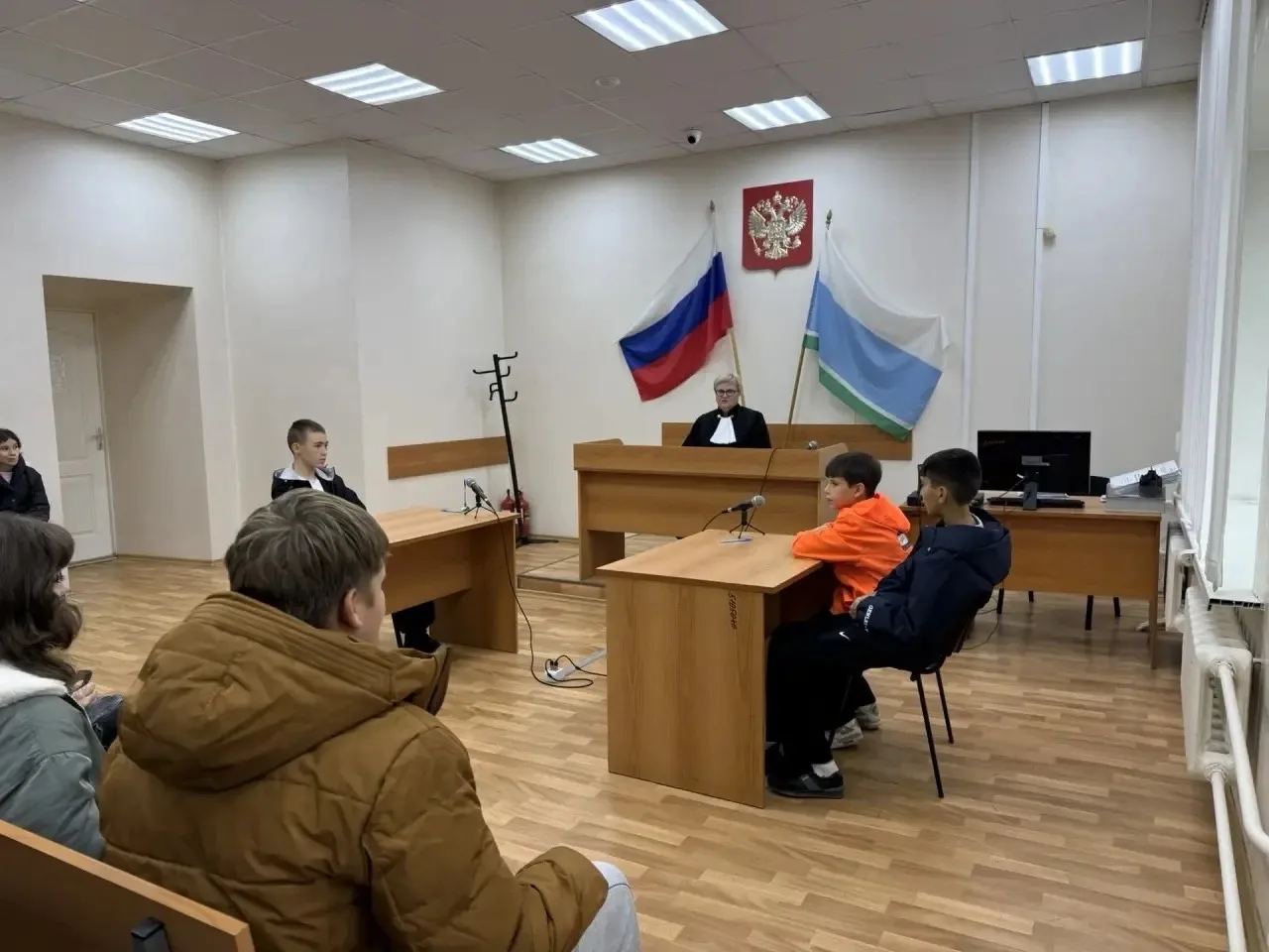 7а вызвали в суд
