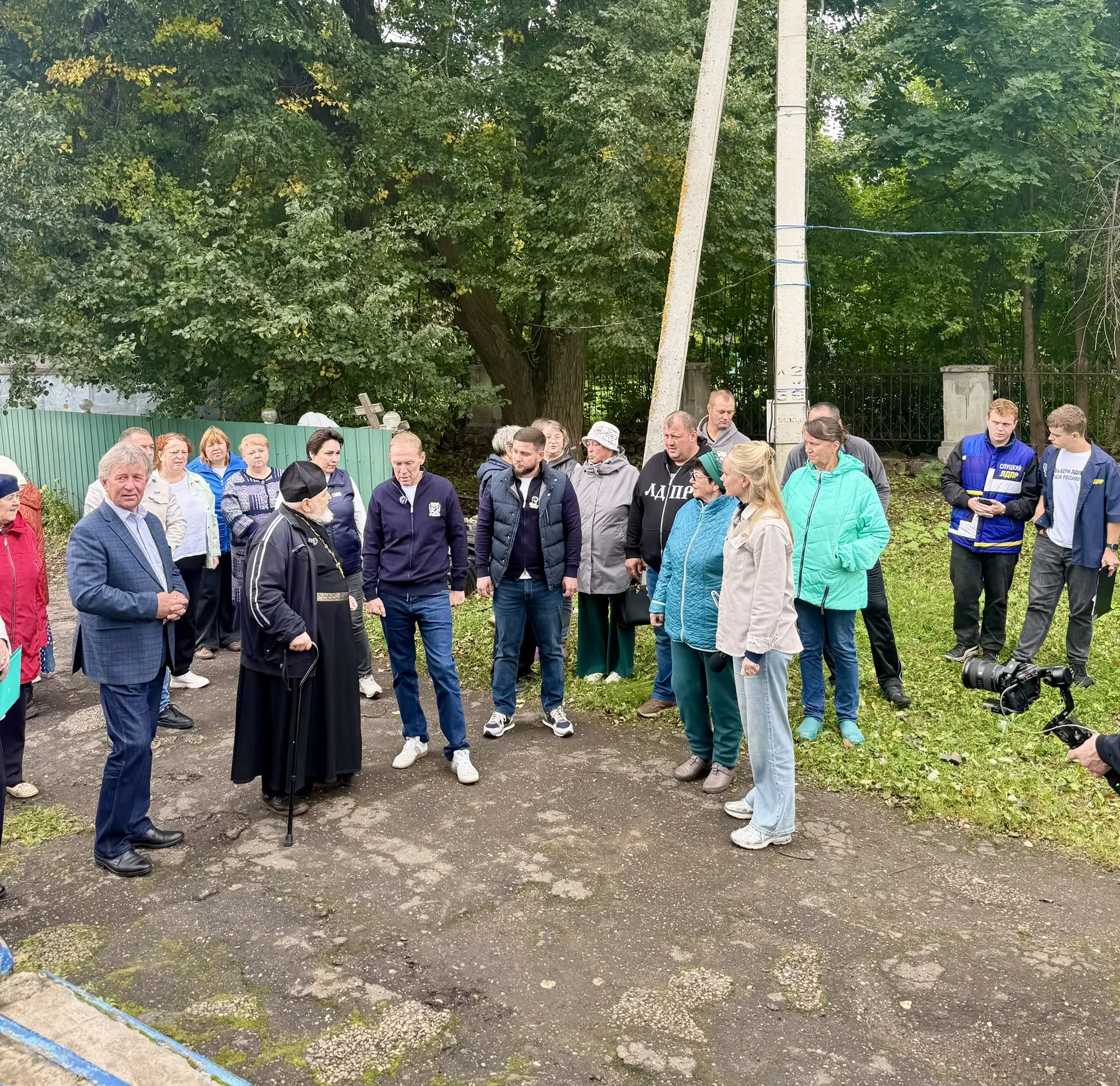 Сегодня православный мир встречает Покров Пресвятой Богородицы — праздник, который на Р...