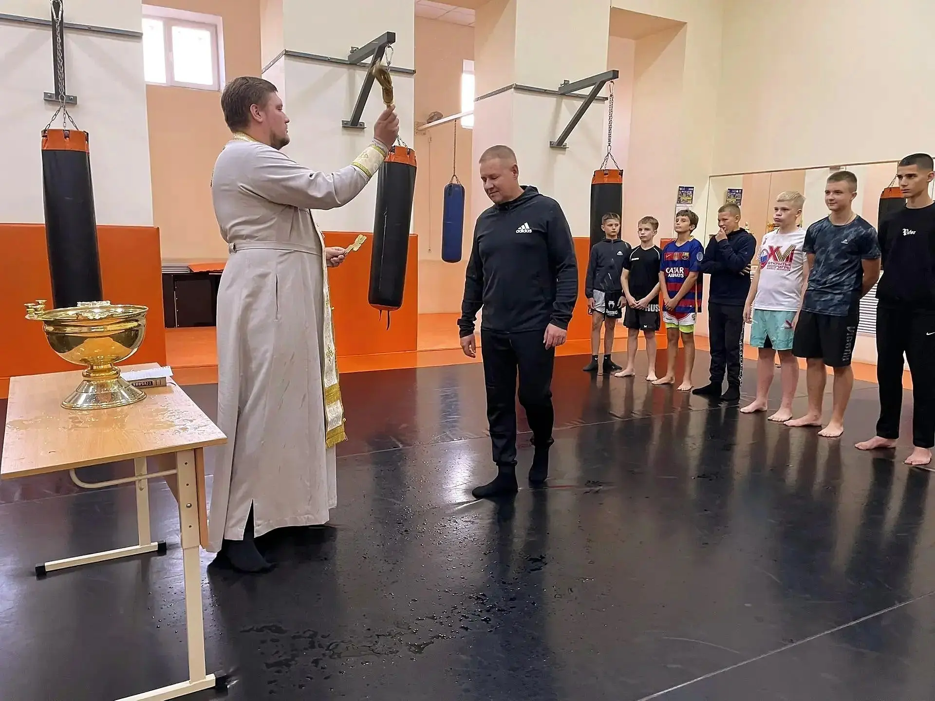 Благословил на спортивные победы