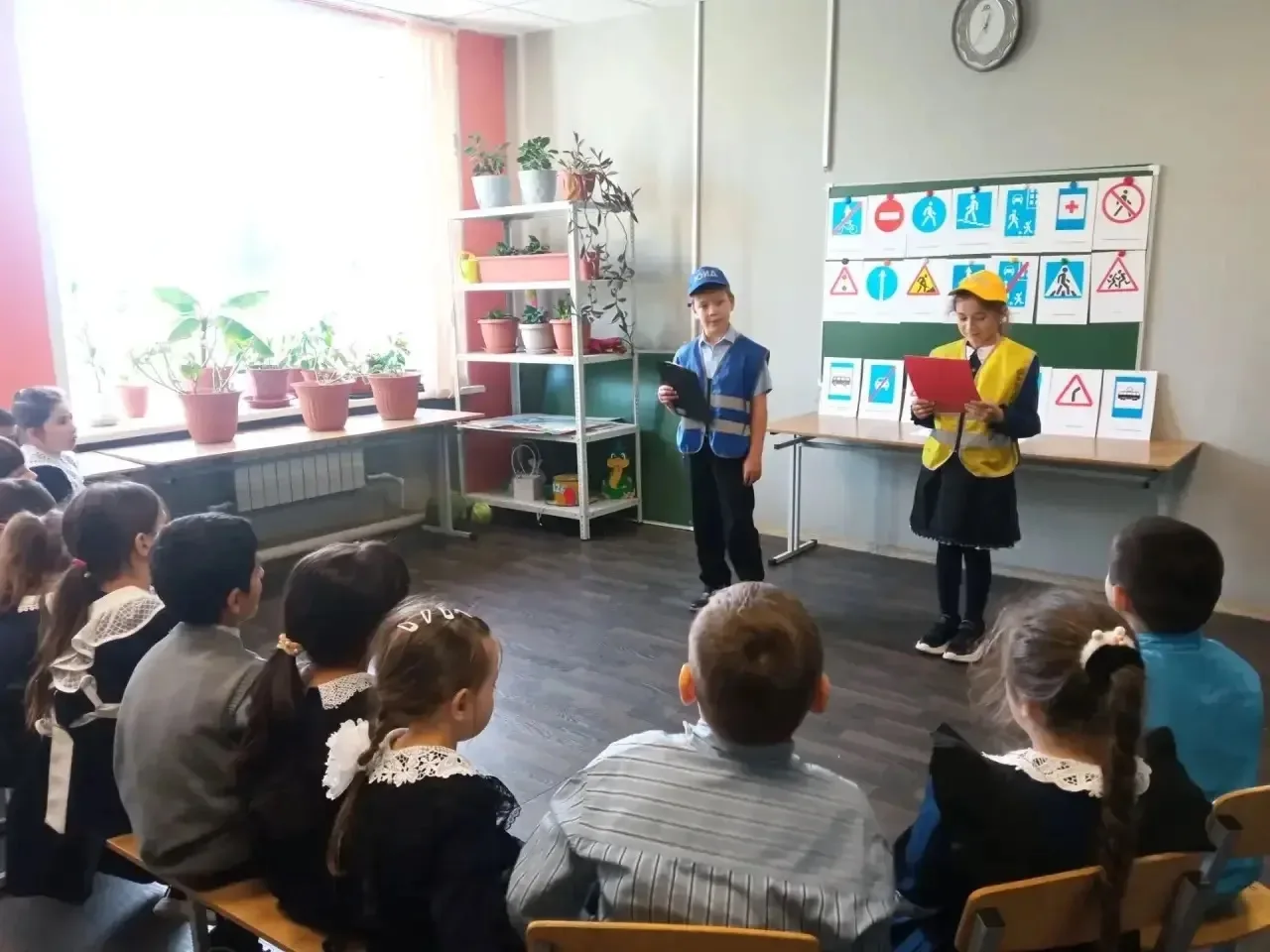 ЮИД: учим ПДД и рисуем безопасность! 🚦
