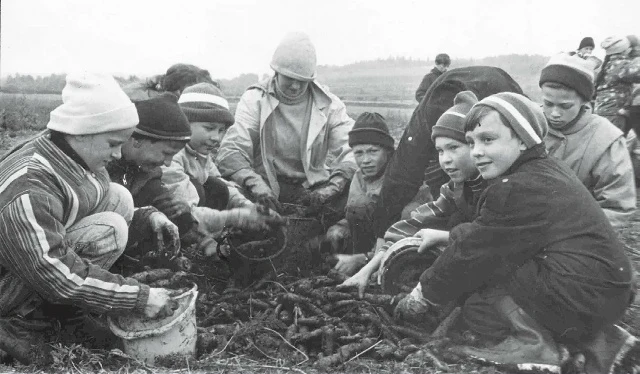 Многие современные родители с ужасом представляют Советский Союз, как время, когда эксп...