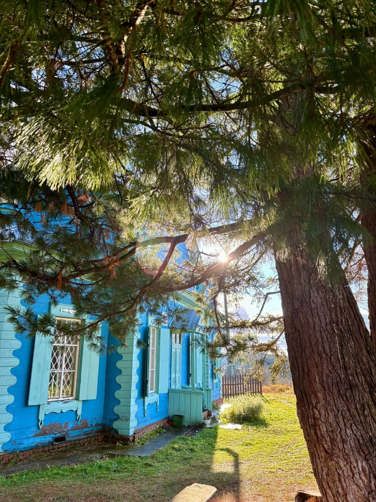 ПОКРОВ ПРЕСВЯТОЙ БОГОРОДИЦЫ...
