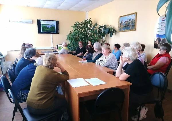 📸 Тайны дворянских усадеб: куркинские пенсионеры погрузились в историю села Грязновка​
