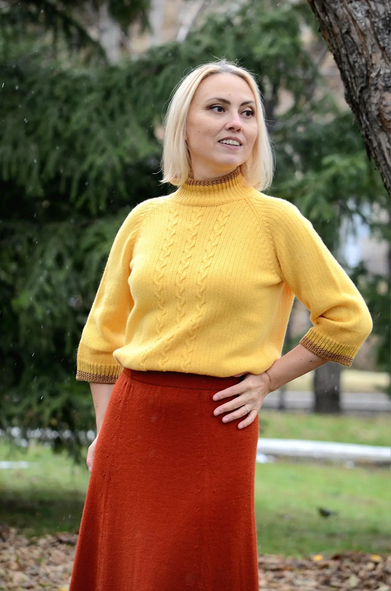 Сегодня все утро "обнималась" с образцами из пуха Яка 🥰