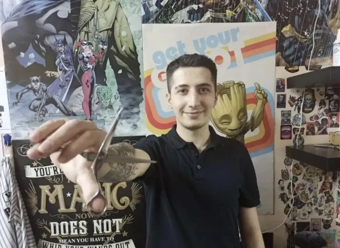 Любая стрижка - 1300 рублей.