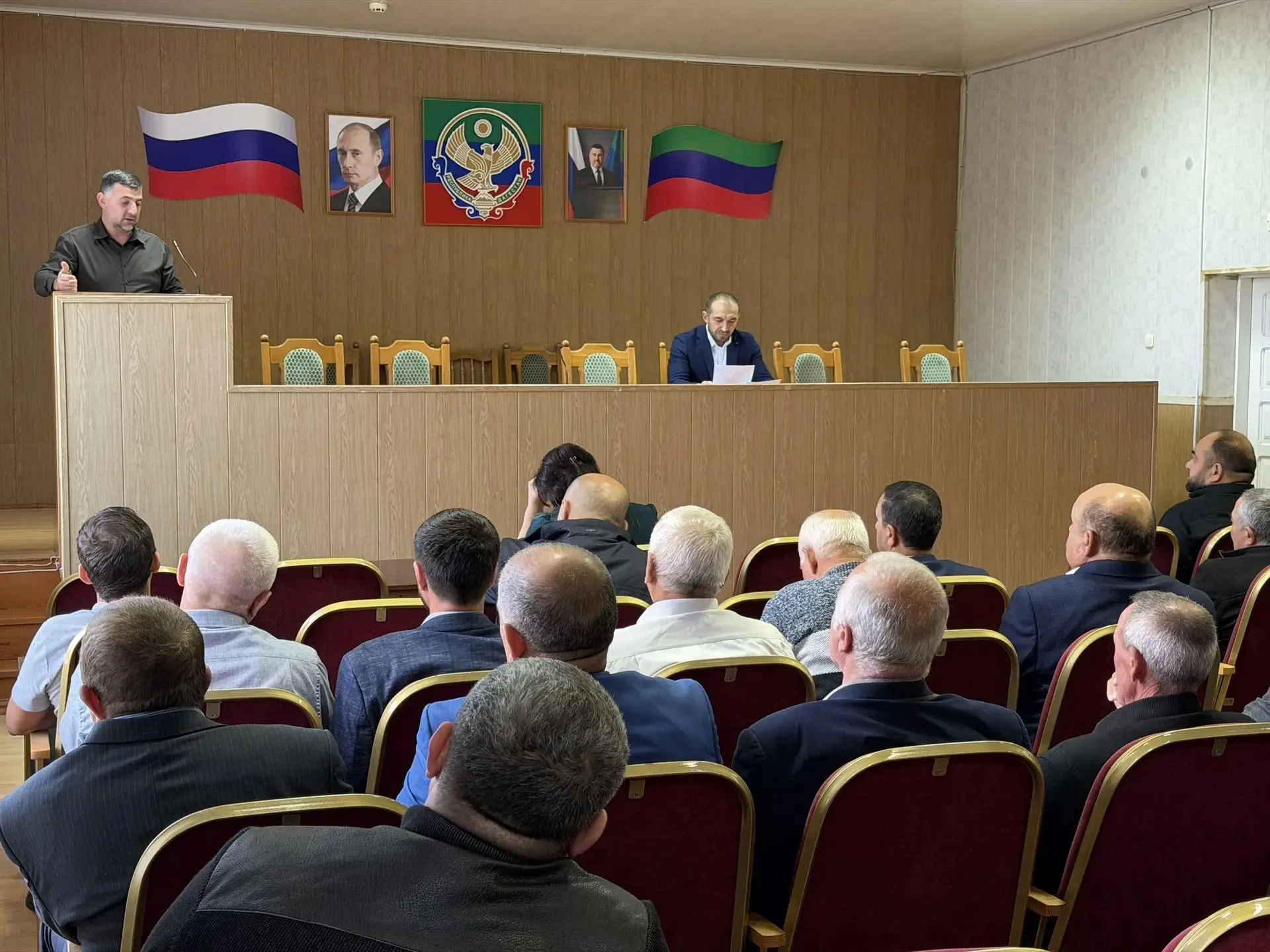 Совещание по вопросу борьбы с мраморным клопом в Магарамкентском районе