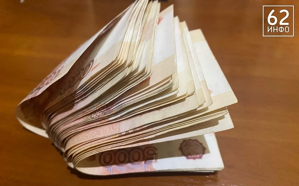 Более 1 тысячи мужчин, проживающих в Рязанской области, получают пособие по уходу за де...