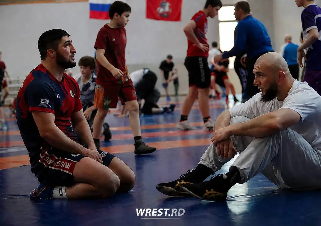Садулаев и Курбанов поборются за путевку на чемпионат мира