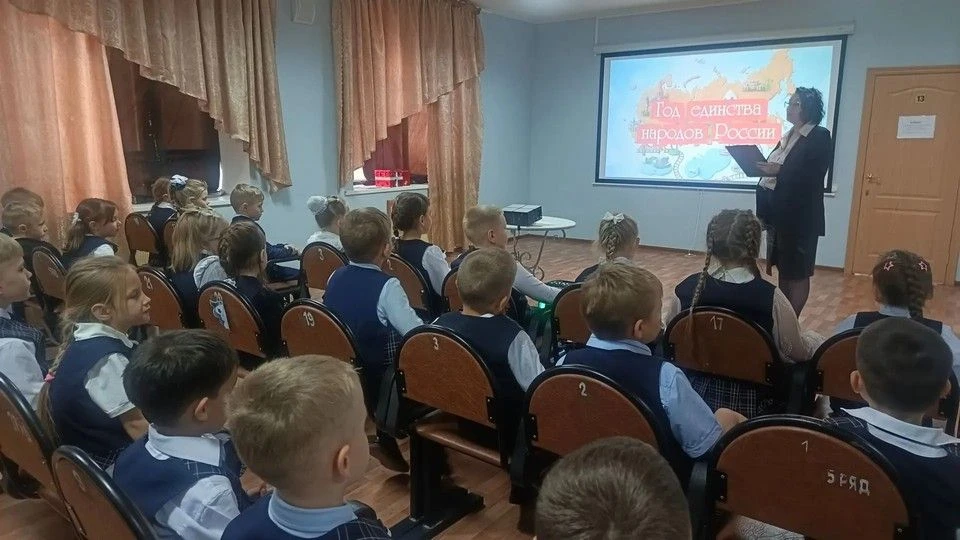 Детская познавательная программа «От края до края: культура многонациональной России»
