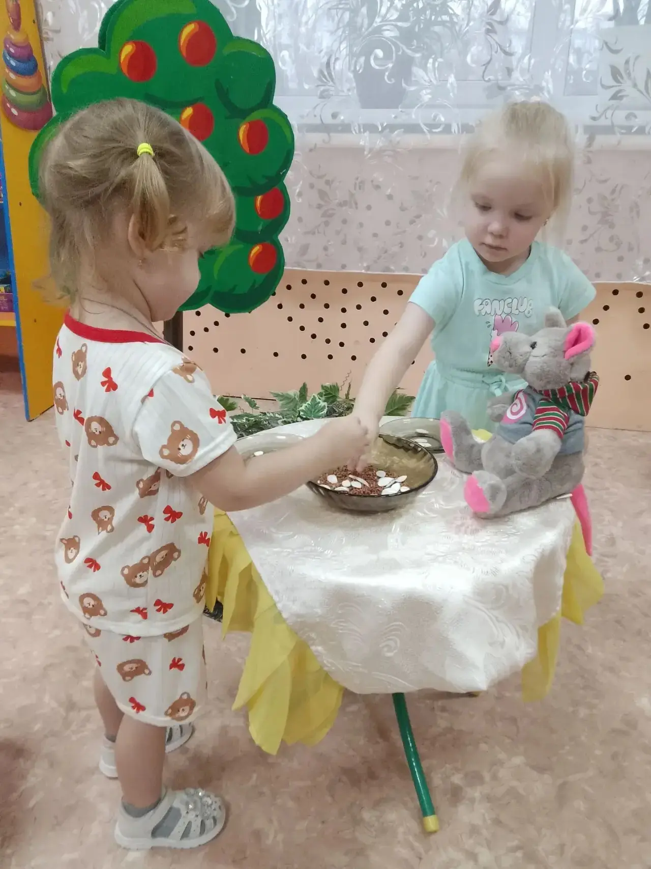 🐭🍂 Сказка про мышонка и наших добрых ребят