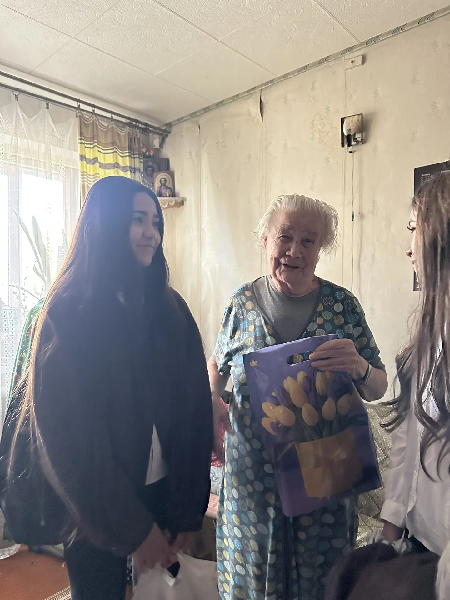 Дорогие наши ветераны педагогического труда, коллеги, чья жизнь неразрывно связана со ш...