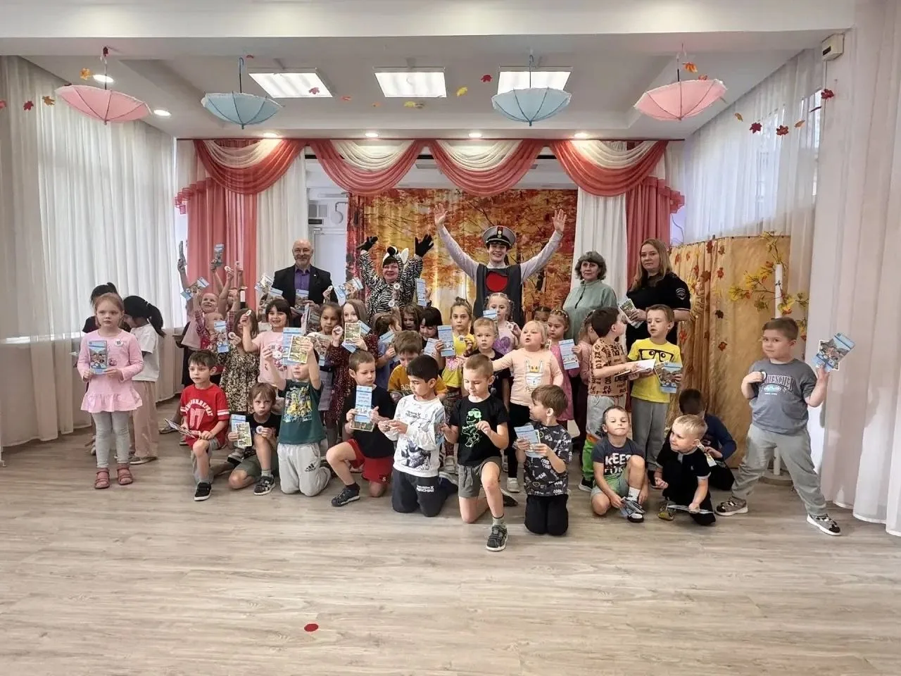 Праздник по ПДД для самых маленьких: весёлое и полезное знакомство с правилами дороги 🎉🚦