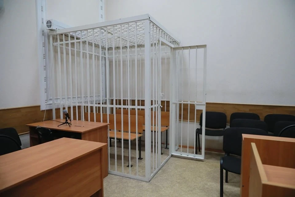Двоих юных кузбассовцев приговорили к реальным срокам за совершение диверсии на железно...