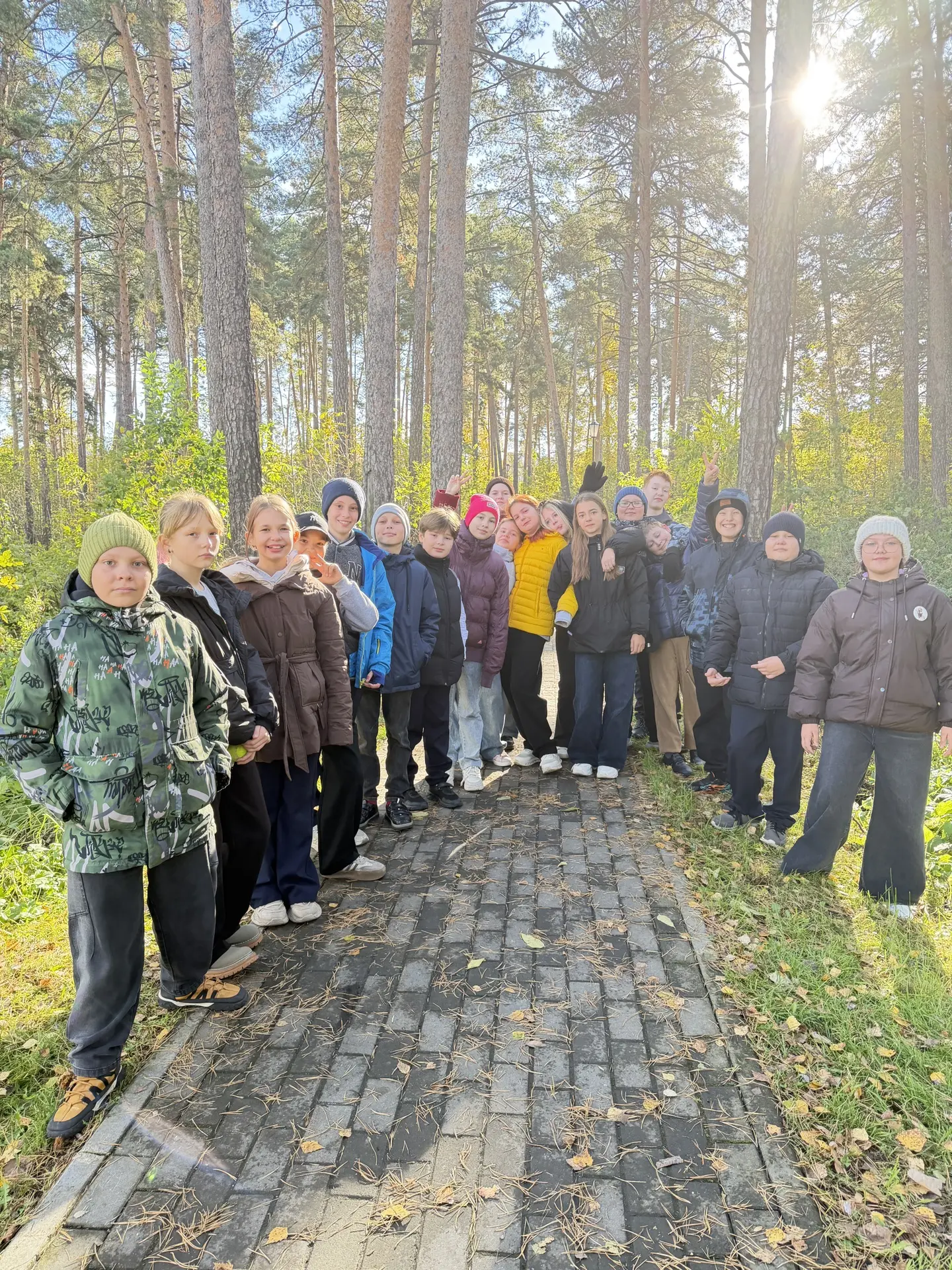 💥Ученики 5Б класса посетили выставку «Заречный в образах и красках», которая проходит ...