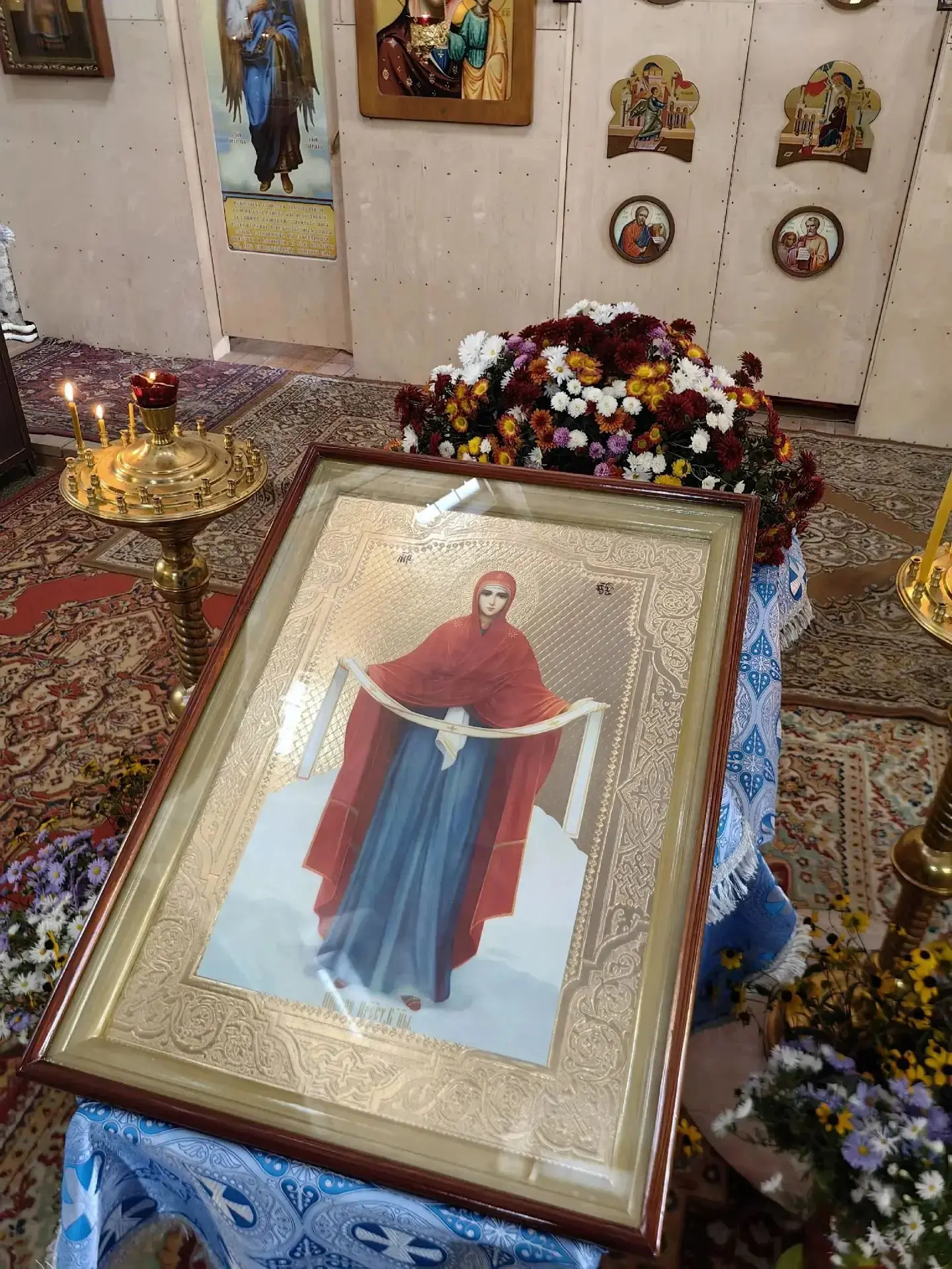 У батюшки Алексея, сегодня на службе. Литургия. Покрова Пресвятой Богородицы