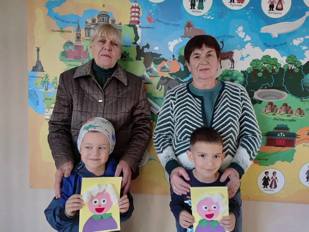 С любовью и заботой: воспитанники группы "Радуга" поздравили бабушек и дедушек.👵👴