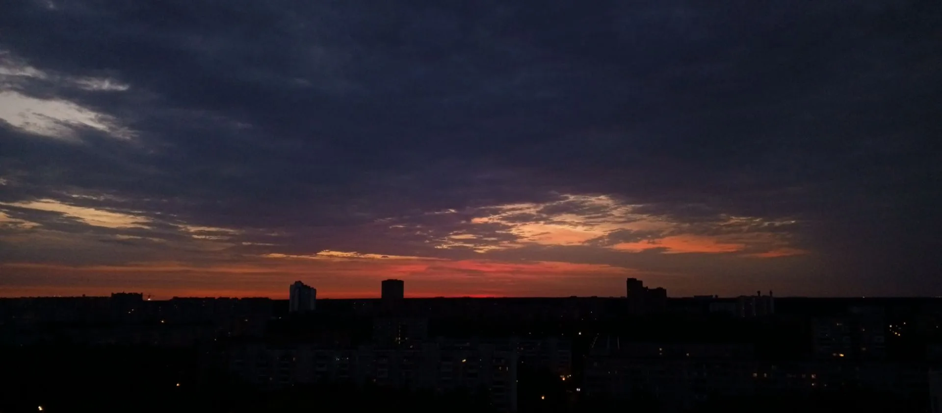 И минет день, и солнце в бездну канет,