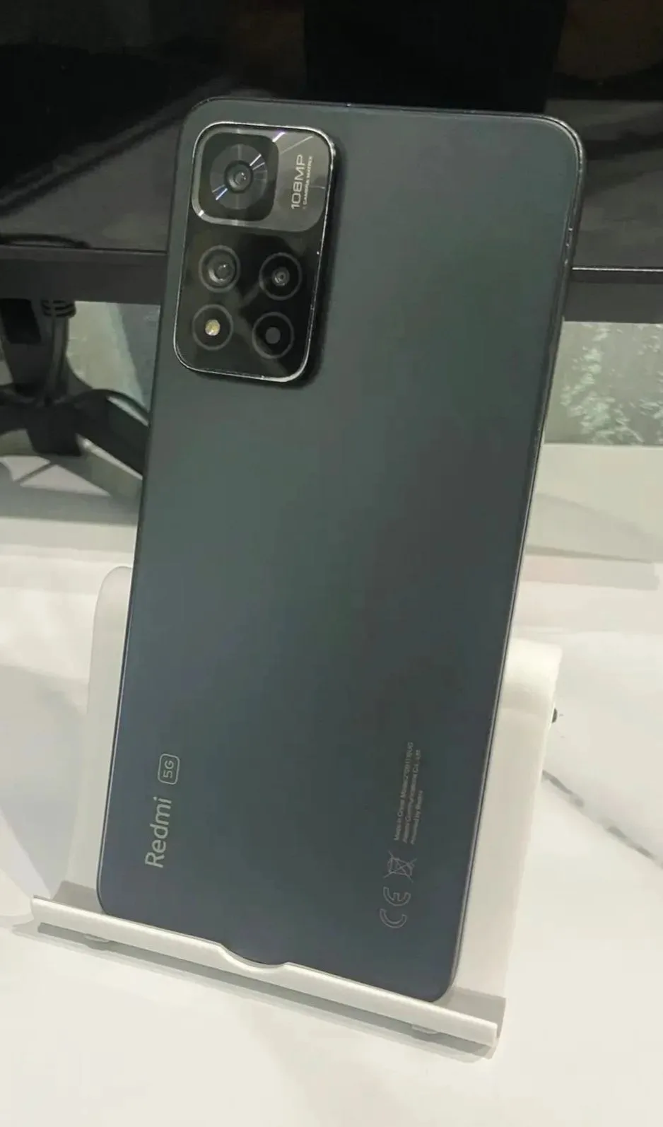 Продаю Xiaomi Redmi Note 11 Pro+ 5G в отличном состоянии. Серый цвет корпуса без дефект...