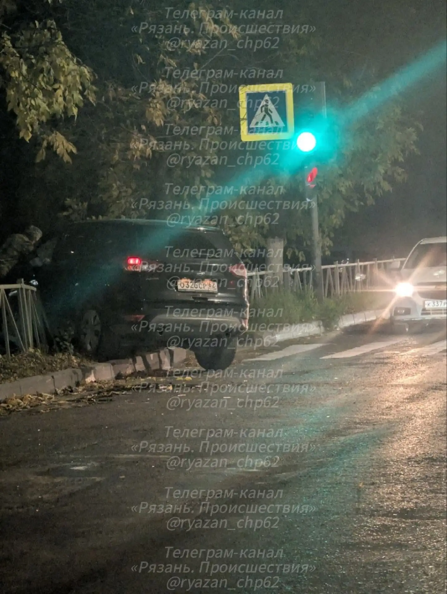 Появились новые кадры с места ДТП в Канищево.