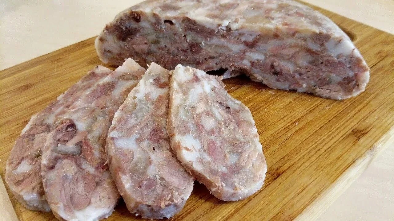 Нежное, сочное мясо, которое идеально подходит для закуски или нарезки