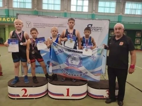 В спортивном манеже Дворца спорта Саратова прошёл фестиваль единоборств, приуроченный к...
