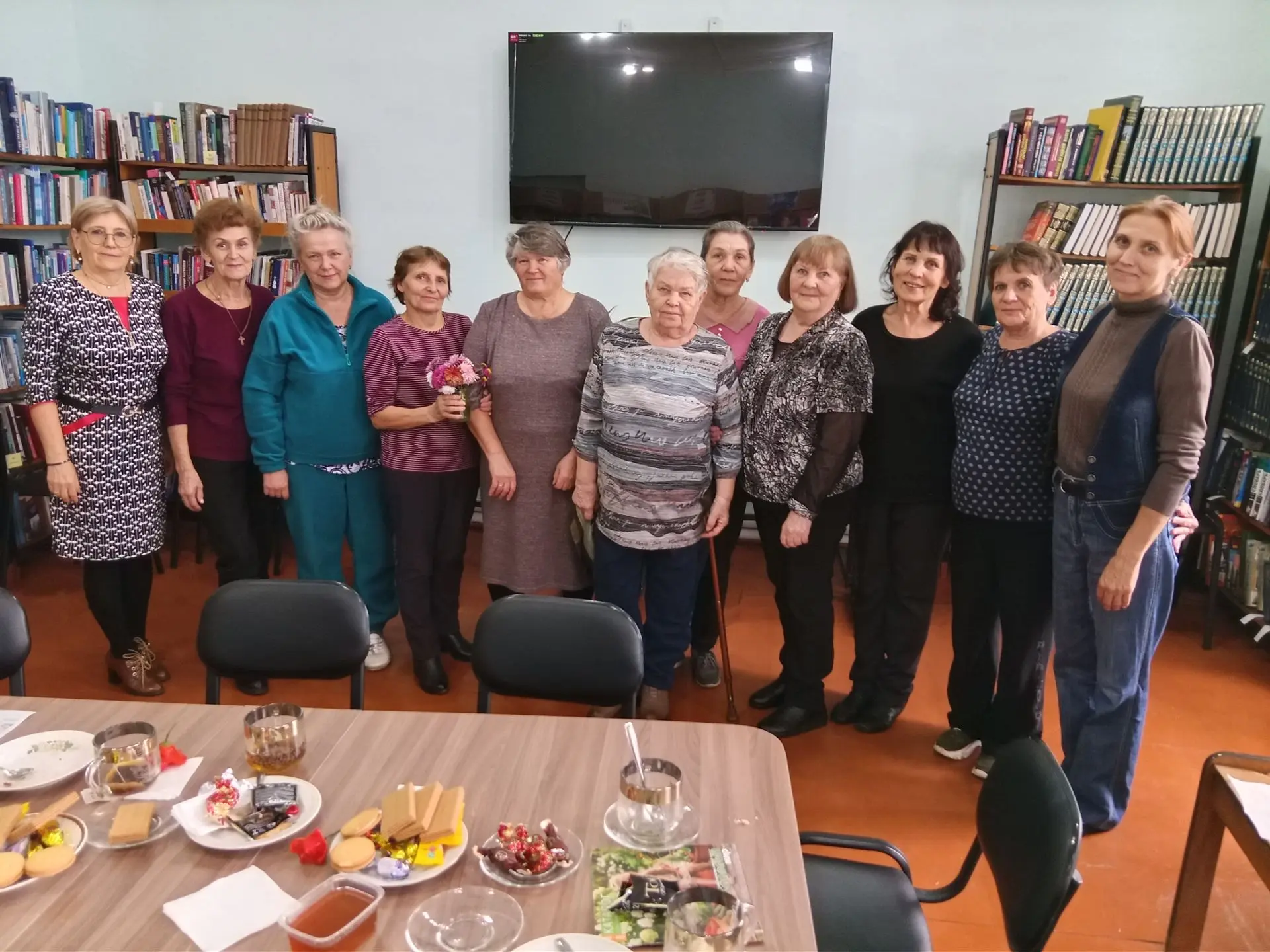 15 октября в Калманской межпоселенческой библиотеке в клубе "Цветовод" прошло очередное...