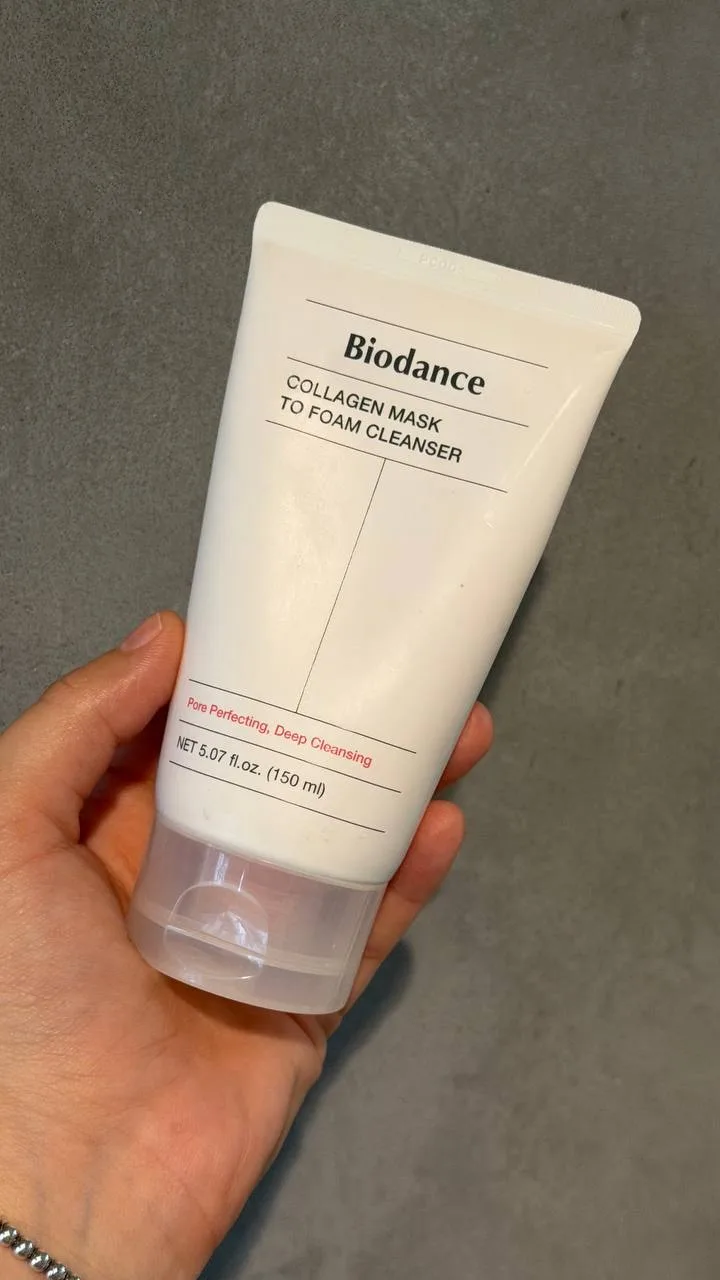 Редко хвалю корейские пенки для умывания, но эта от Biodance отлично подошла для сухой ...