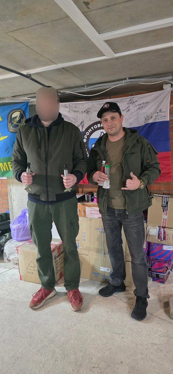 Друзья, мы собрали нашего бойца "ДЕМБЕЛЬ", отправили ребятам для работы по хрякам: фаб ...