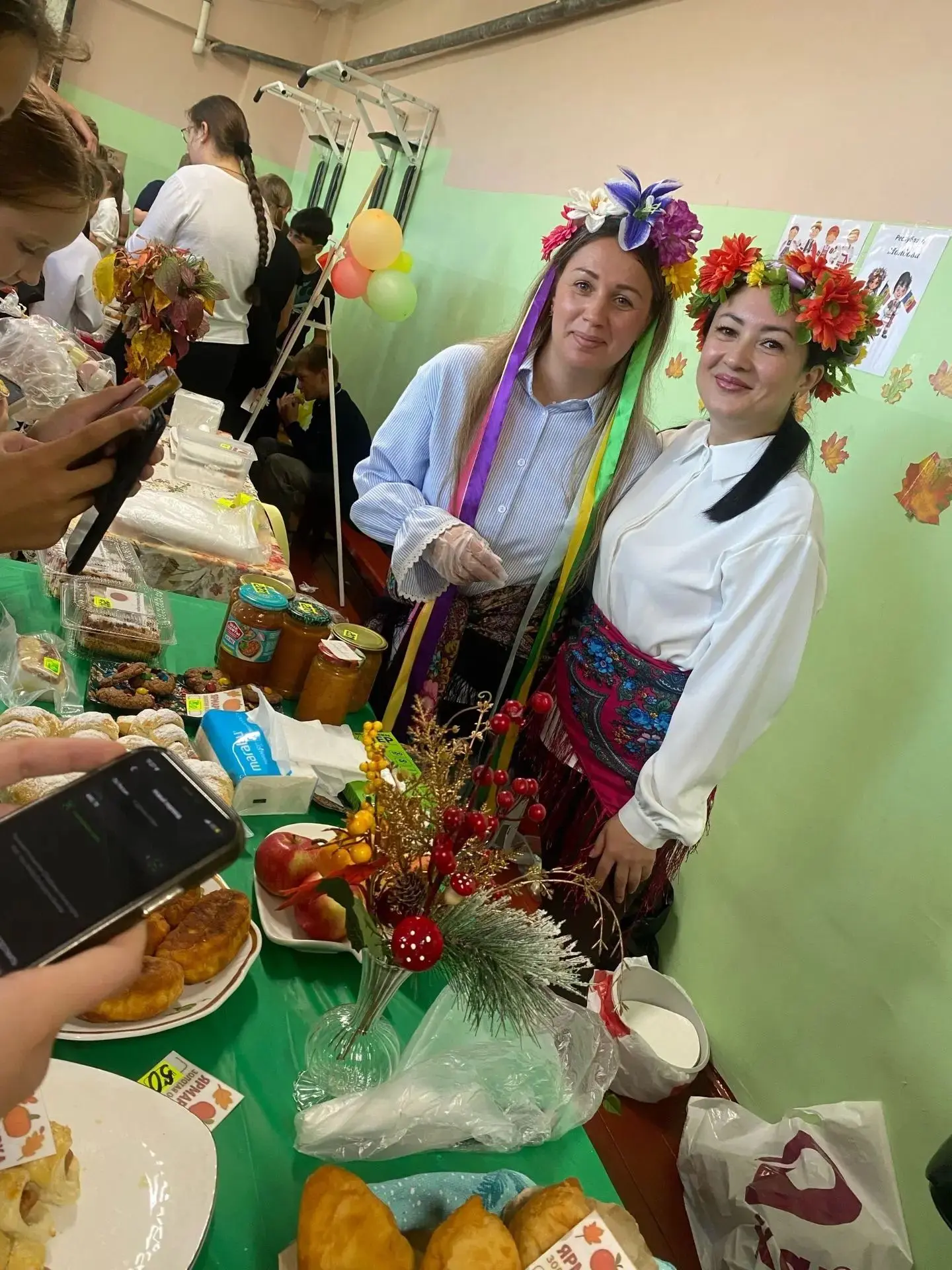 🎉 «Вкусы мира» в школе № 2: путешествие по странам — не выходя из здания! 🌍