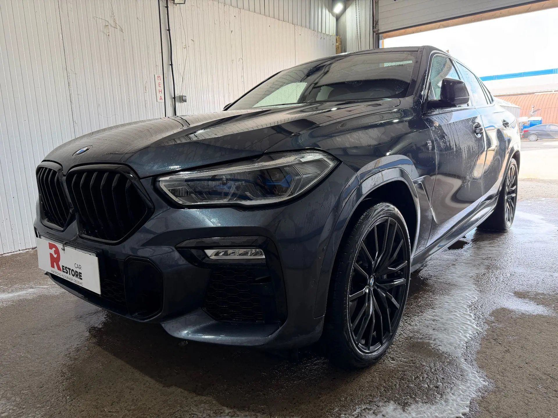 🚘 BMW X6