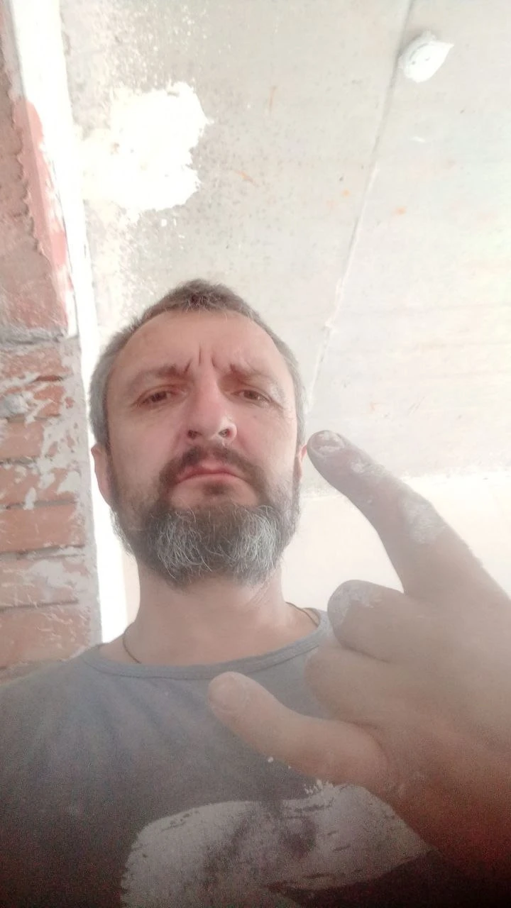 Луганские строители Саня и Серёга на связи - ДРУЗЬЯ!
