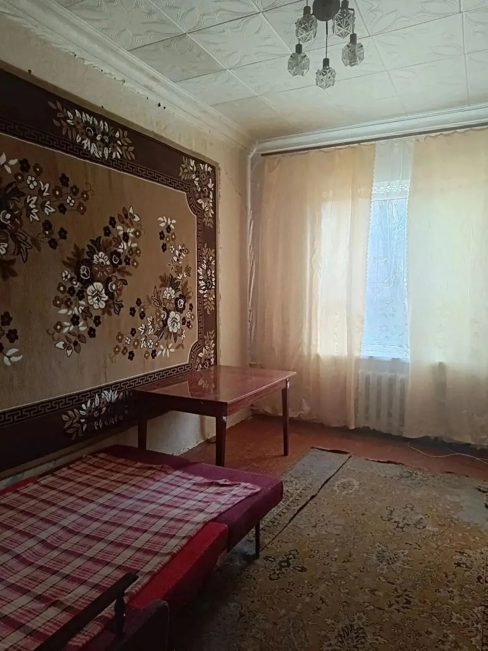 ‼Продам 2-комн. квартиру, район 5 школы! 1/3 этаж 51/26/8 кв.м.. Дом кирпичный, перекры...