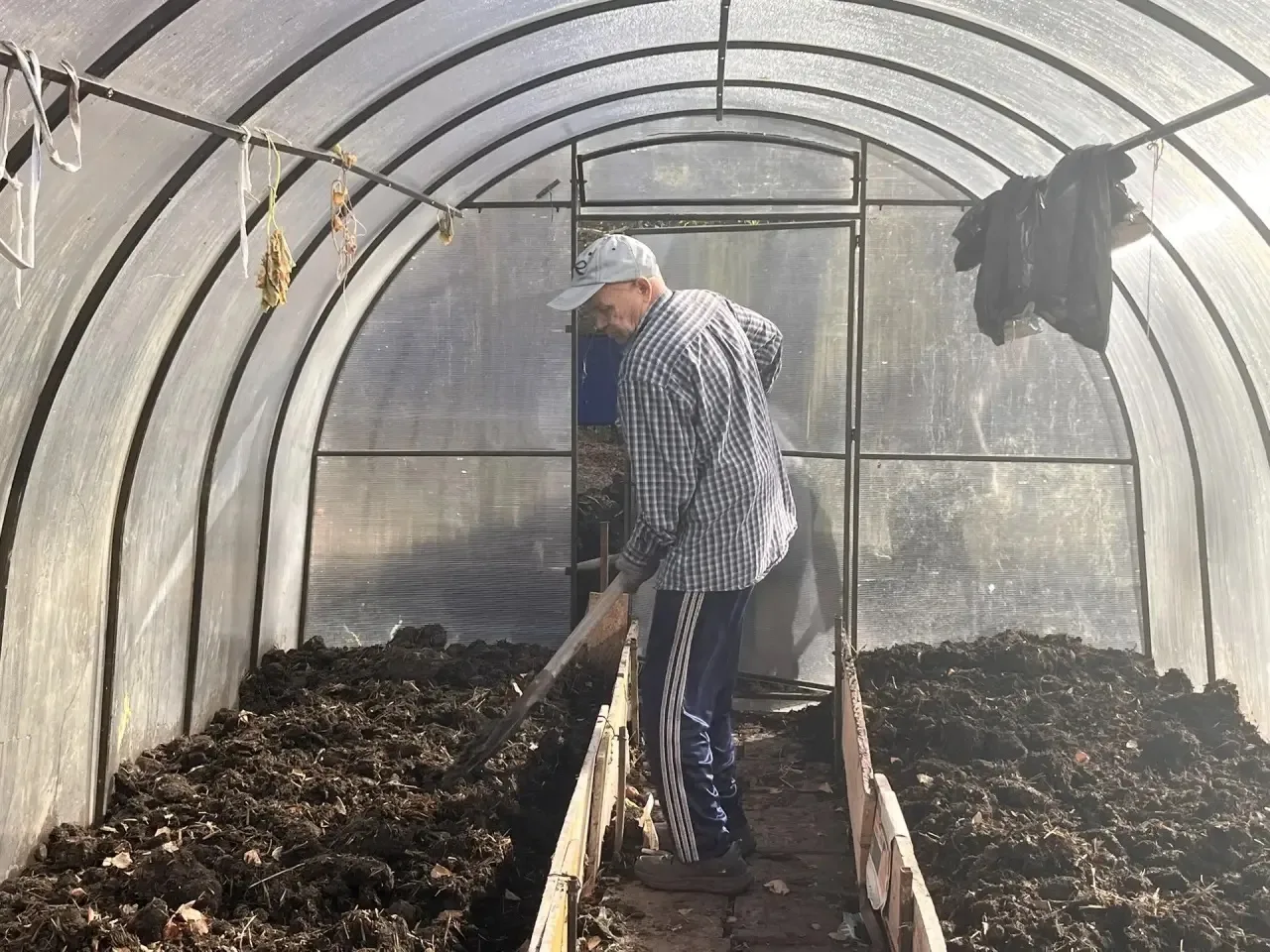 🪏Теплица для наших подопечных — это маленький мир, где снова можно творить и заботитьс...