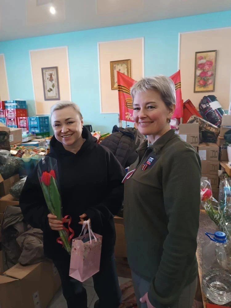 СОРОК СОРОКОВ. САМИ ВЫДАЁМ ГРУЗ БОЙЦАМ НА СОЛДАТСКОМ ПРИВАЛЕ