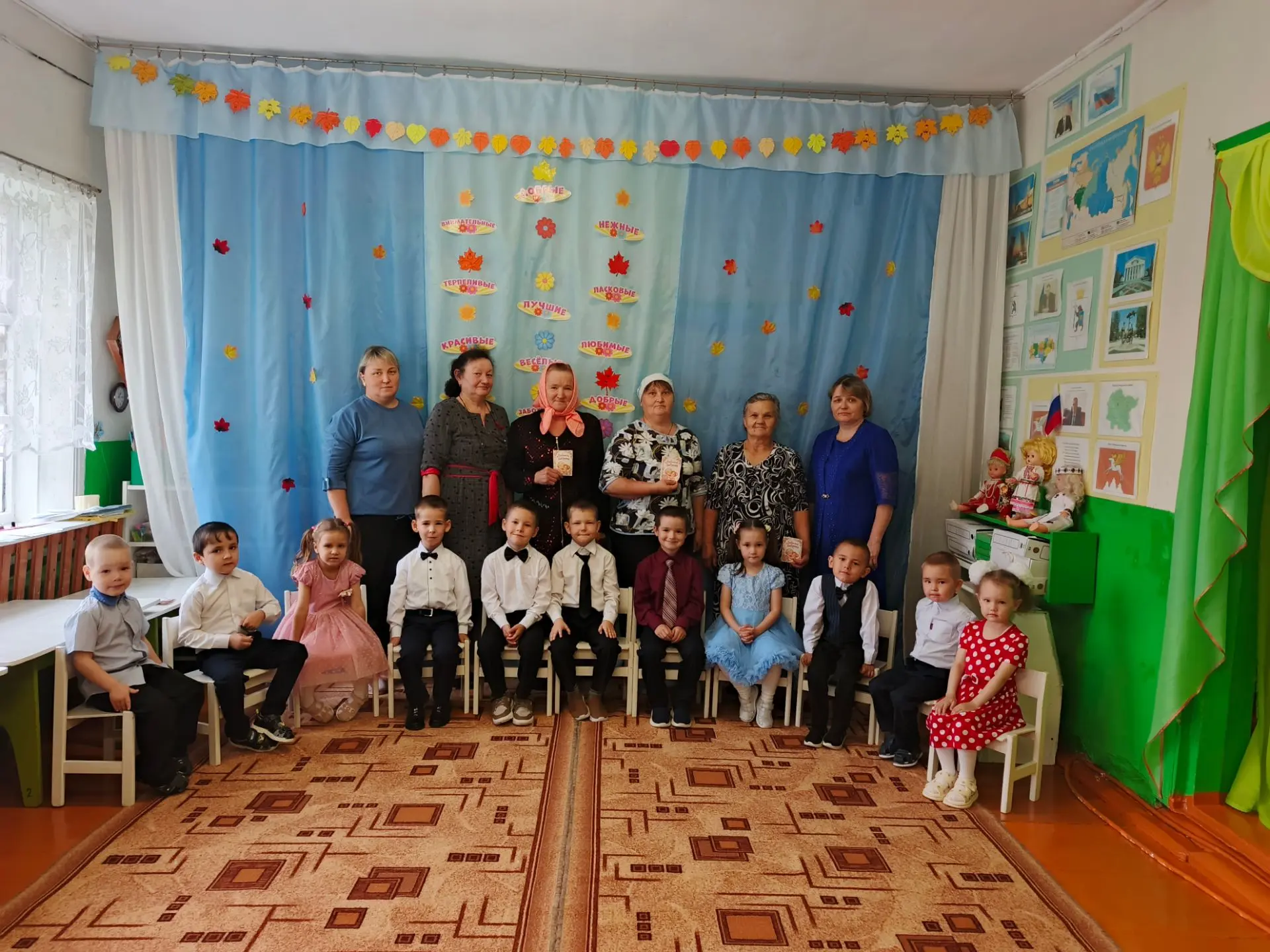Наши бабушки родные,