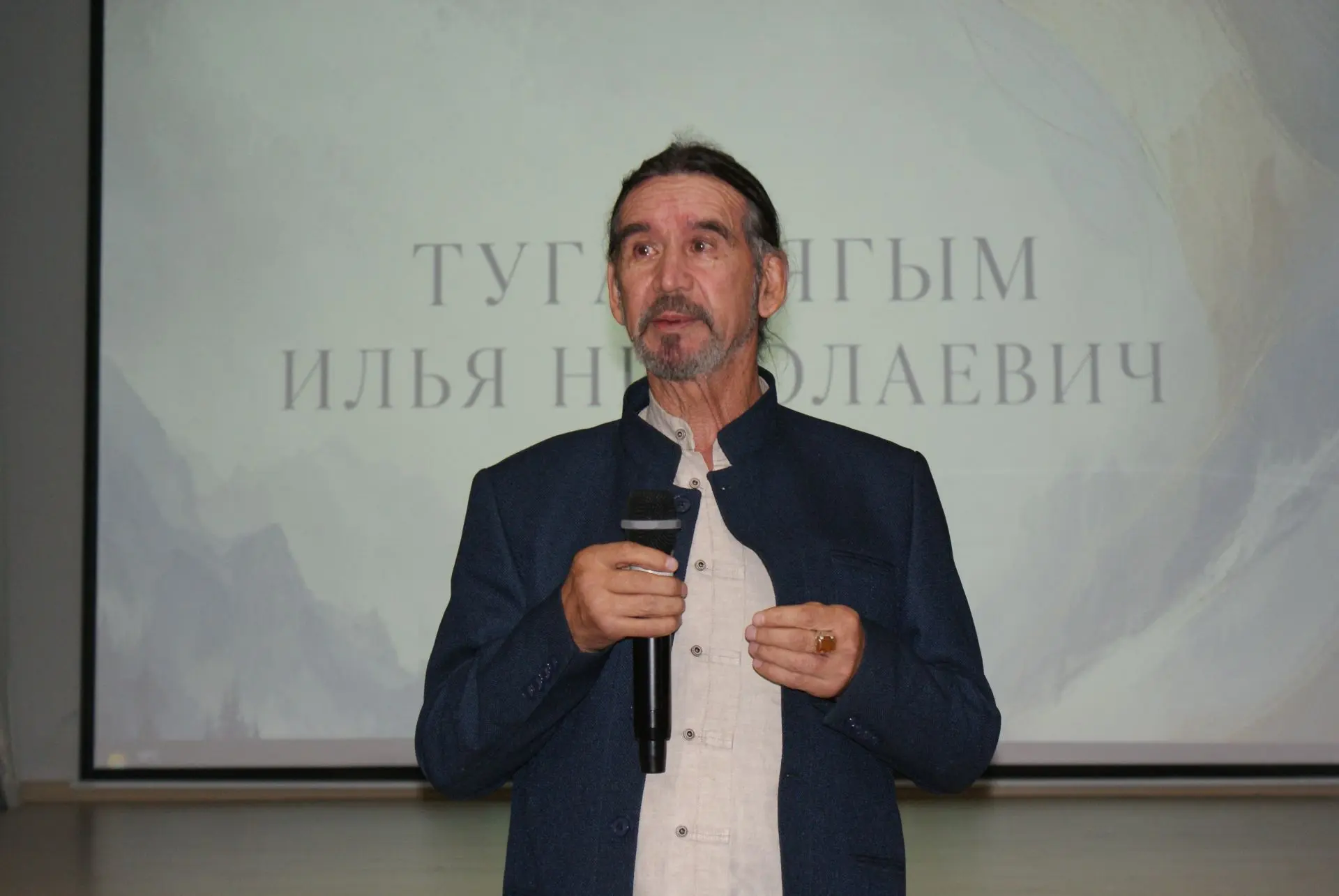 Теләчедә якташыбыз Илья  Максимовның «Кадерле туган ягым» дип исемләнгән шәхси   күргәз...
