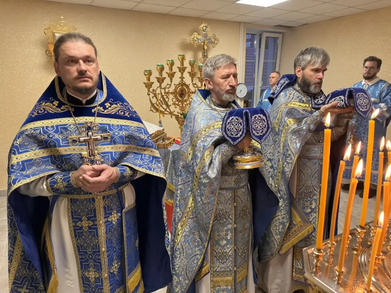 С Праздником, дорогие братия и сестры!