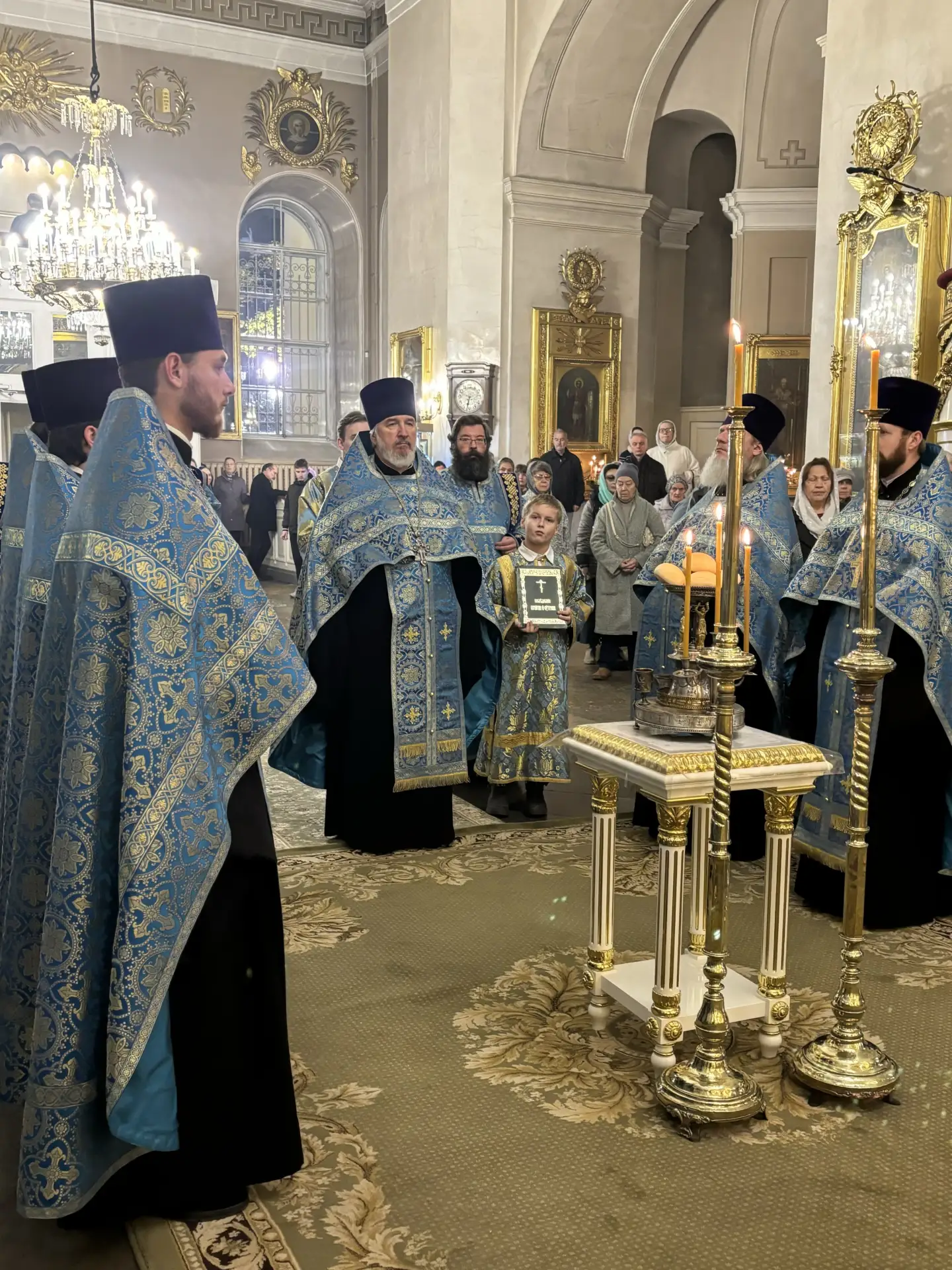 Всенощное бдение сегодня вечером