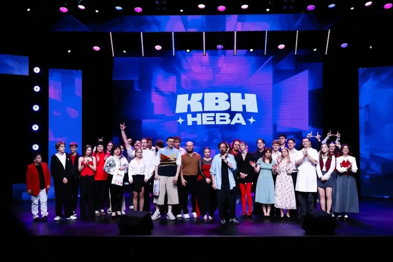 🎭 Команда КВН «Витус Беринг» - в полуфинале Центральной лиги «Нева»!